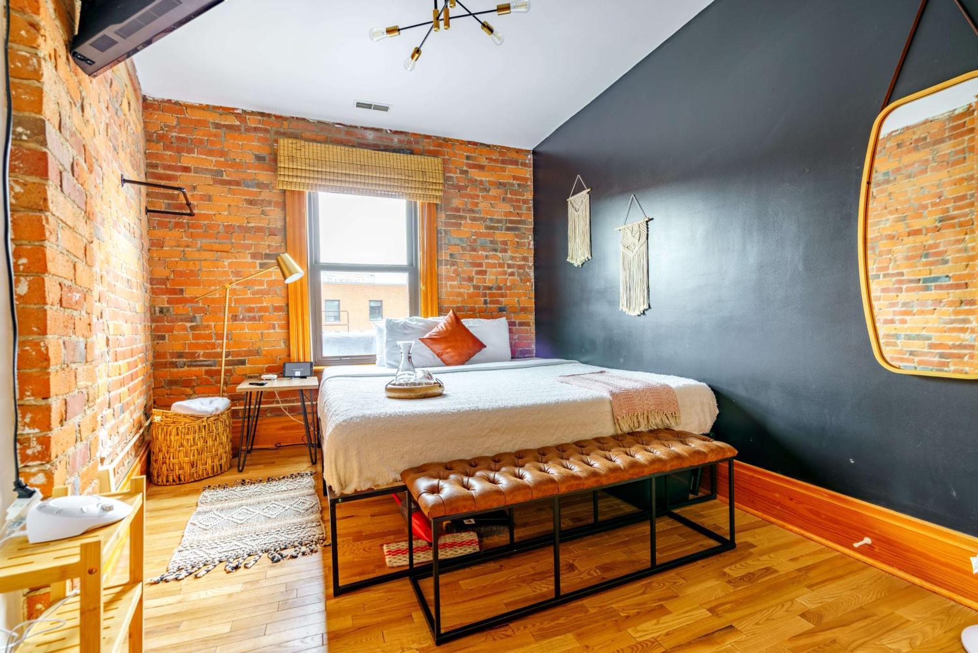 Prime Location Rated Clean Parking Free! Hotel Columbus