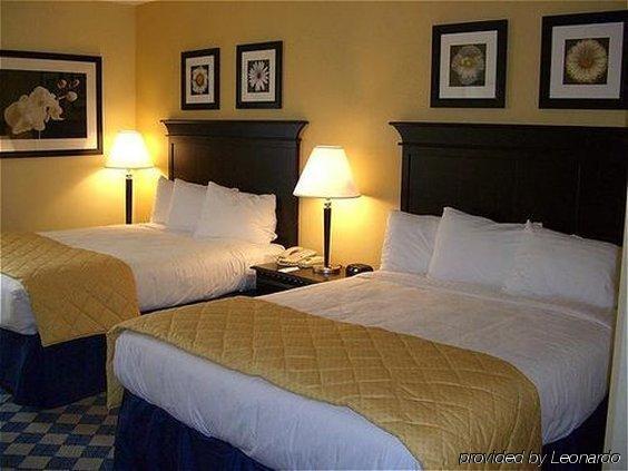 Hotel North I-270 Worthington Columbus