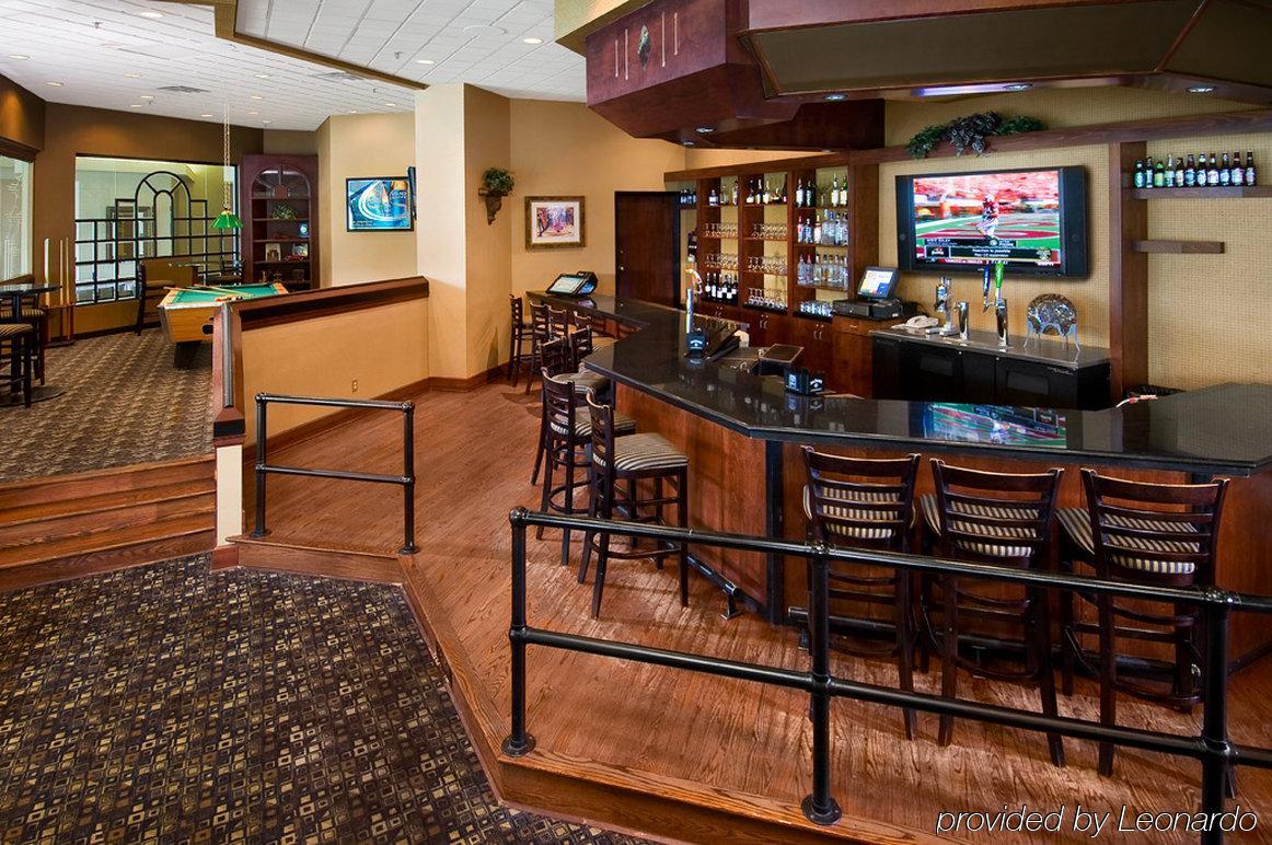 Hotel Fairfield & By Marriott Airport 3*