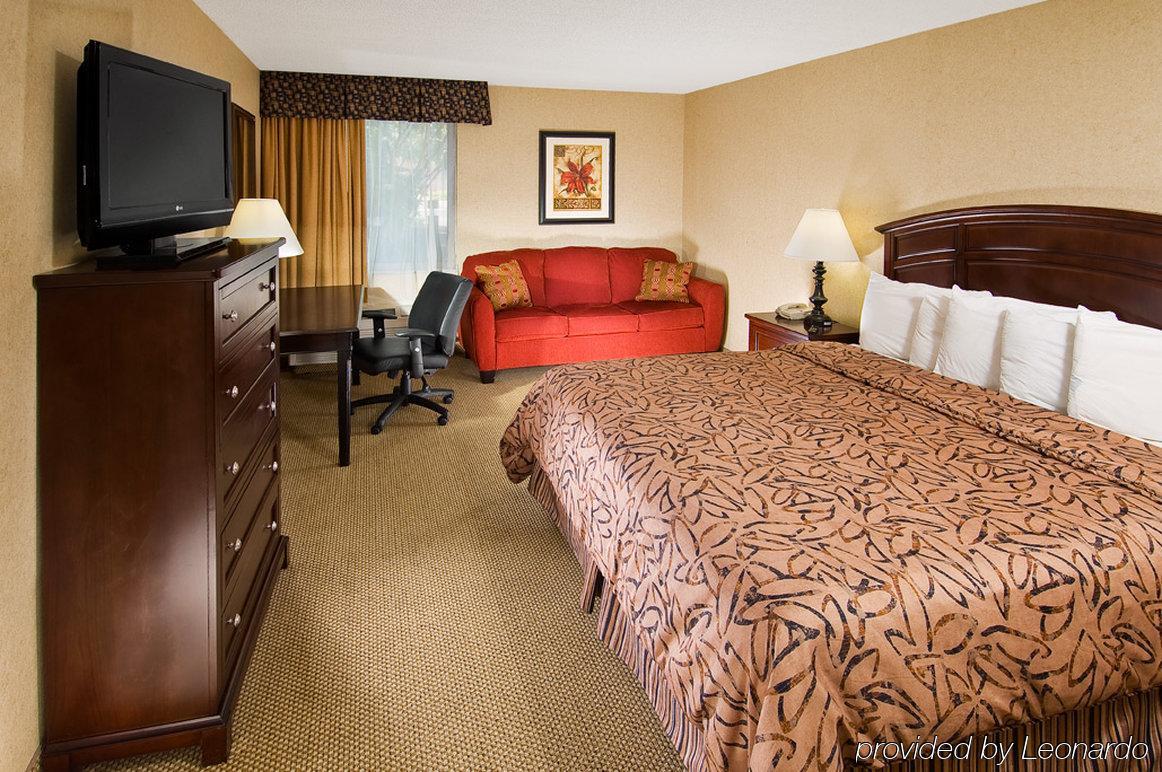 Hotel Fairfield & By Marriott Airport Columbus