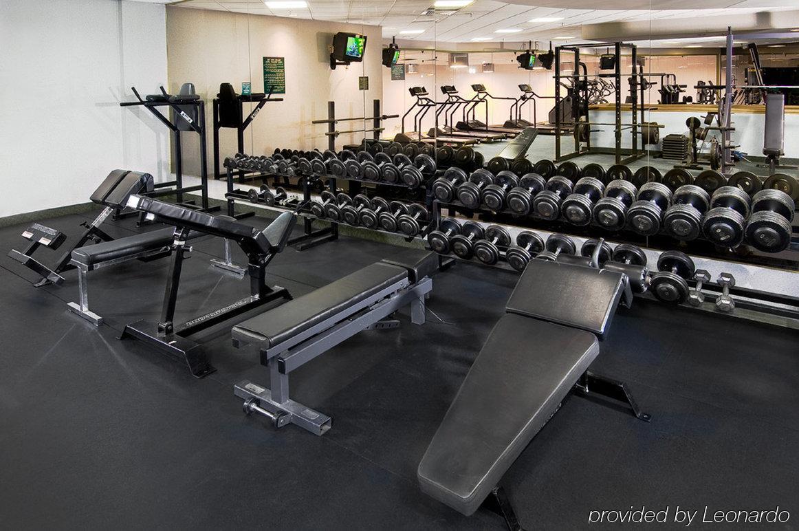 Hotel Fairfield & By Marriott Airport 3*