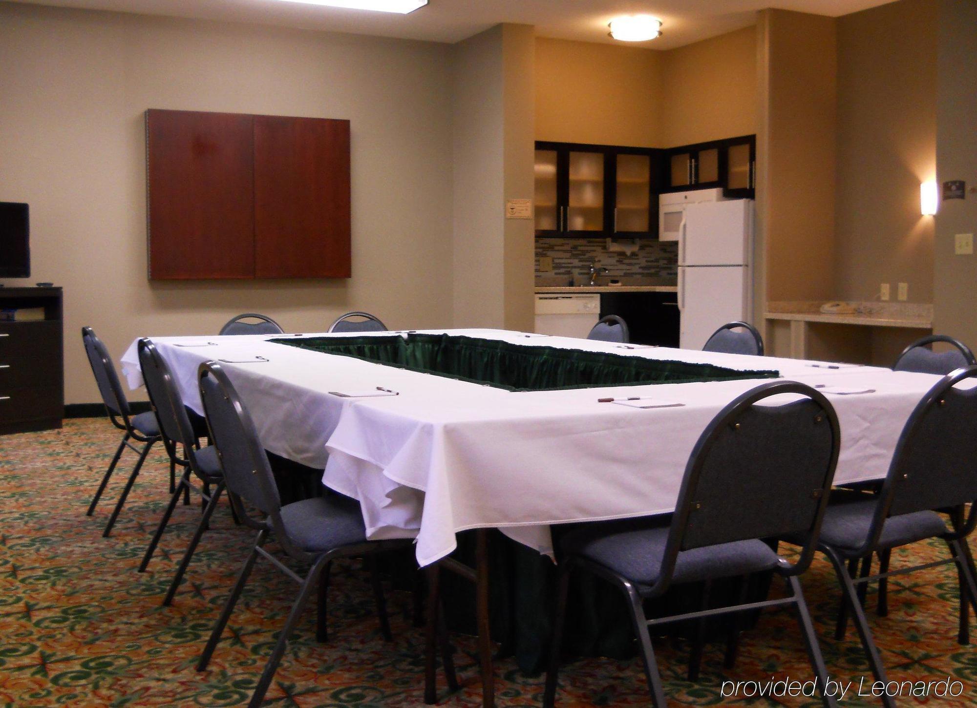Staybridge Columbus-airport By Ihg 3*