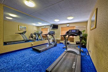 Hotel Red Roof - Ohio State Fairgrounds 2*