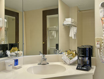 Candlewood North, An Ihg Hotel