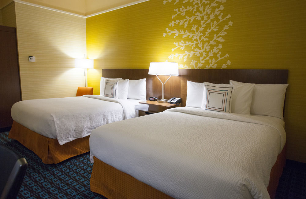 Fairfield & By Marriott Airport Hotel Columbus