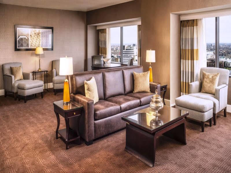 Hotel The Plaza At Capitol Square 4*