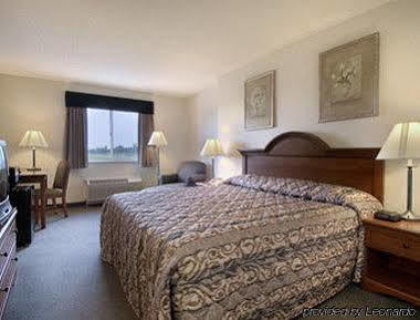 Baymont By Wyndham Columbus/rickenbacker 3* Columbus