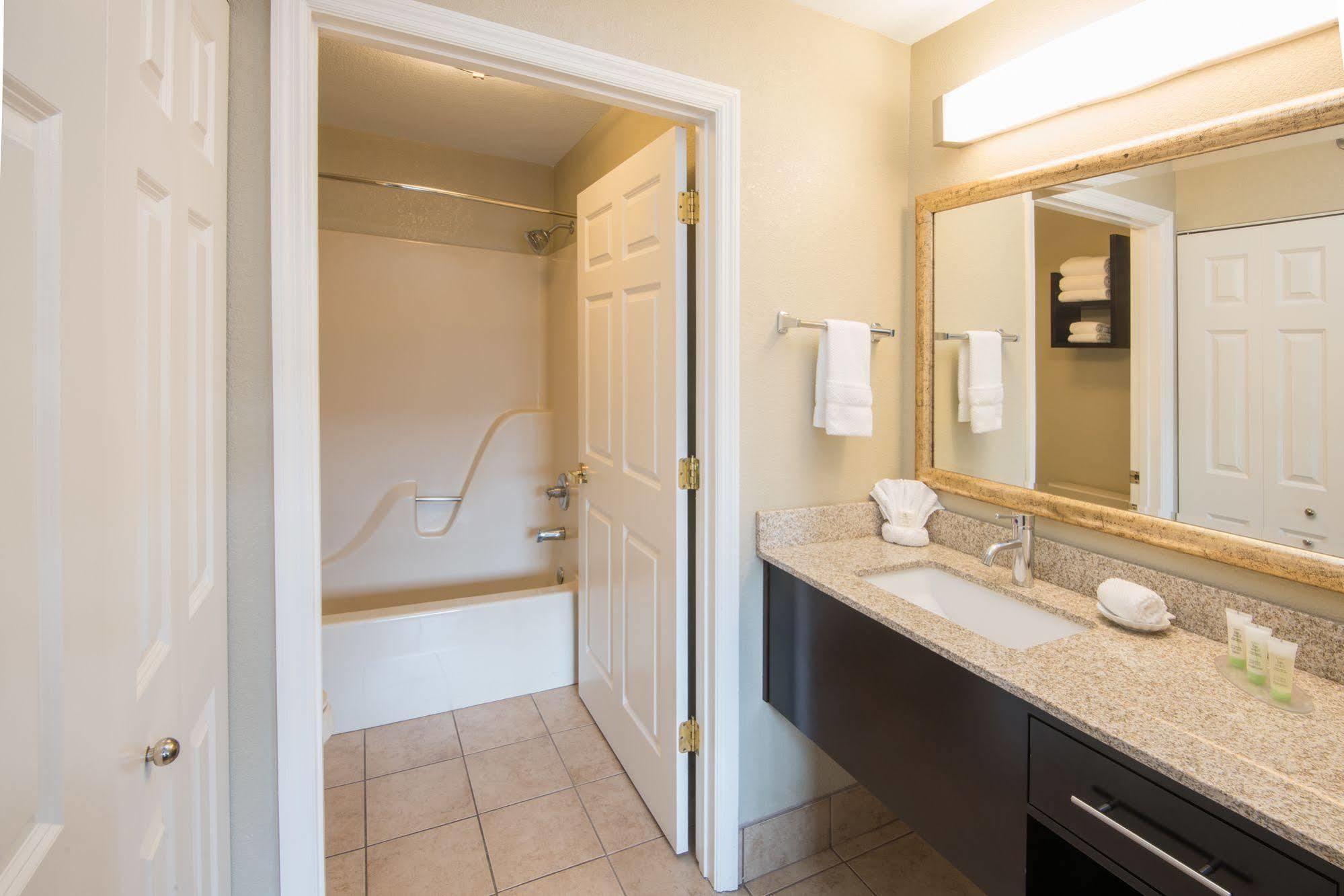 Staybridge Columbus-airport By Ihg 3*