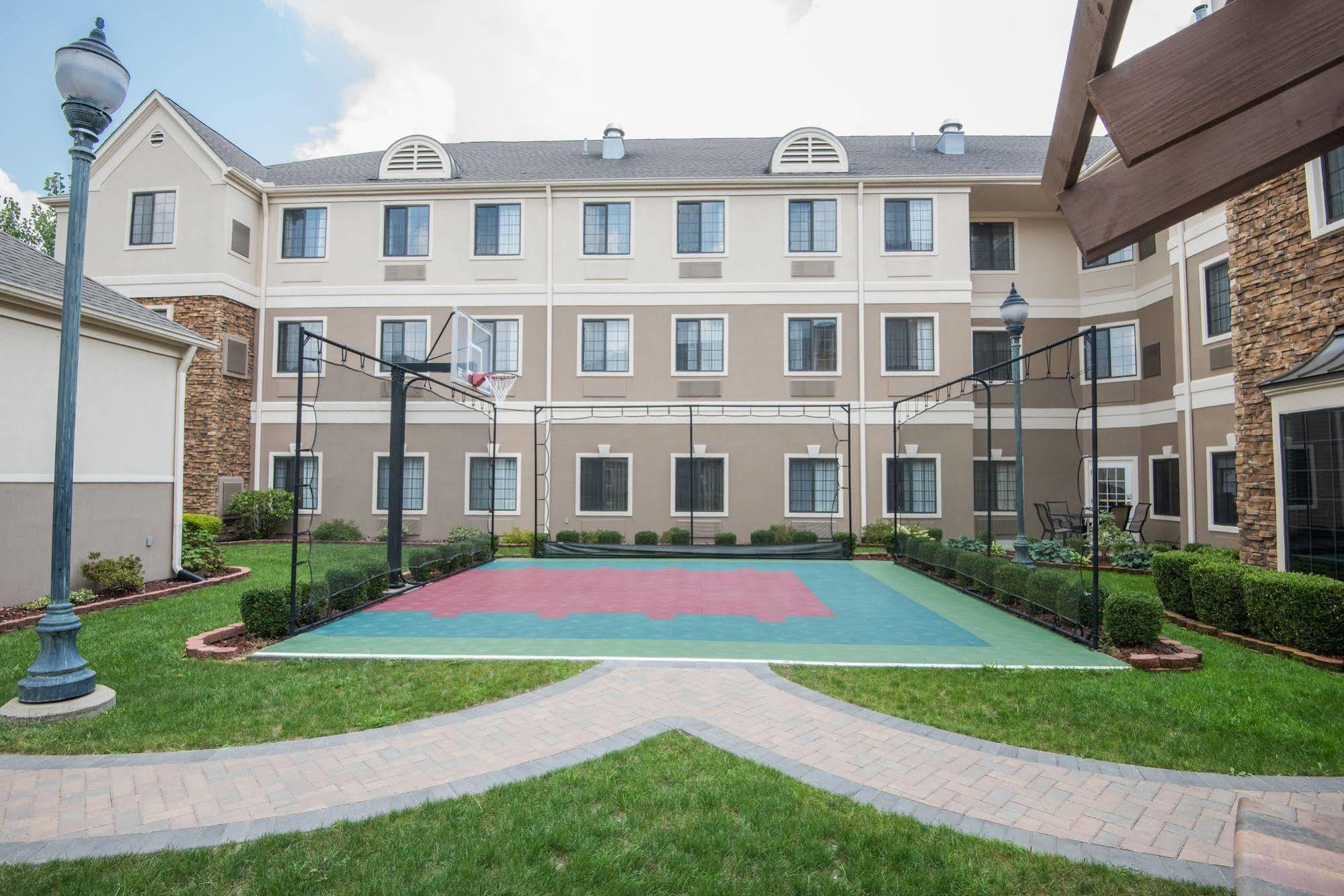Staybridge Columbus-airport By Ihg Hotel Columbus