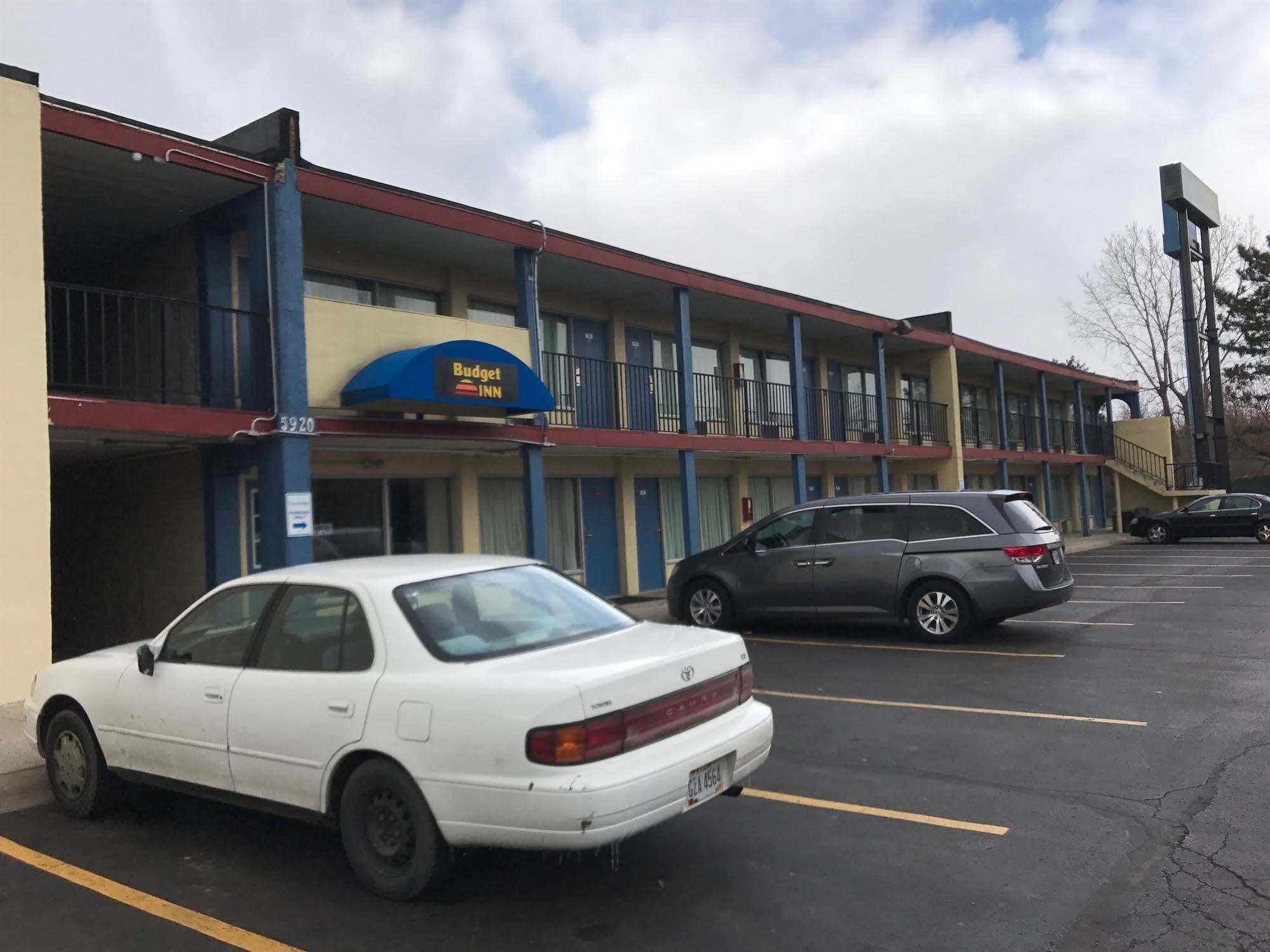 Budget East Motel