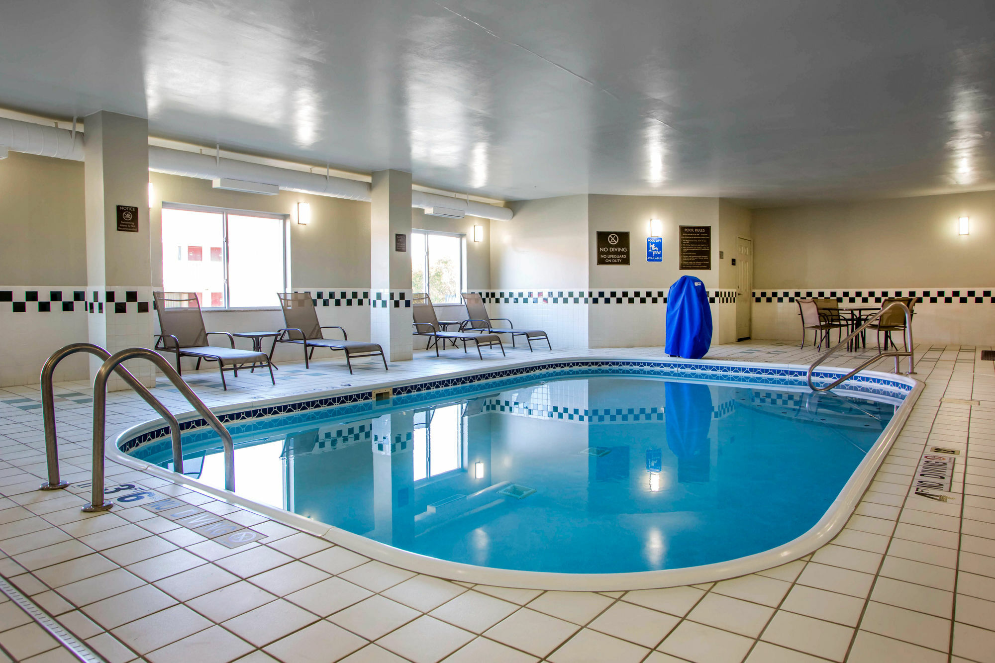 Comfort West - Hilliard Hotel
