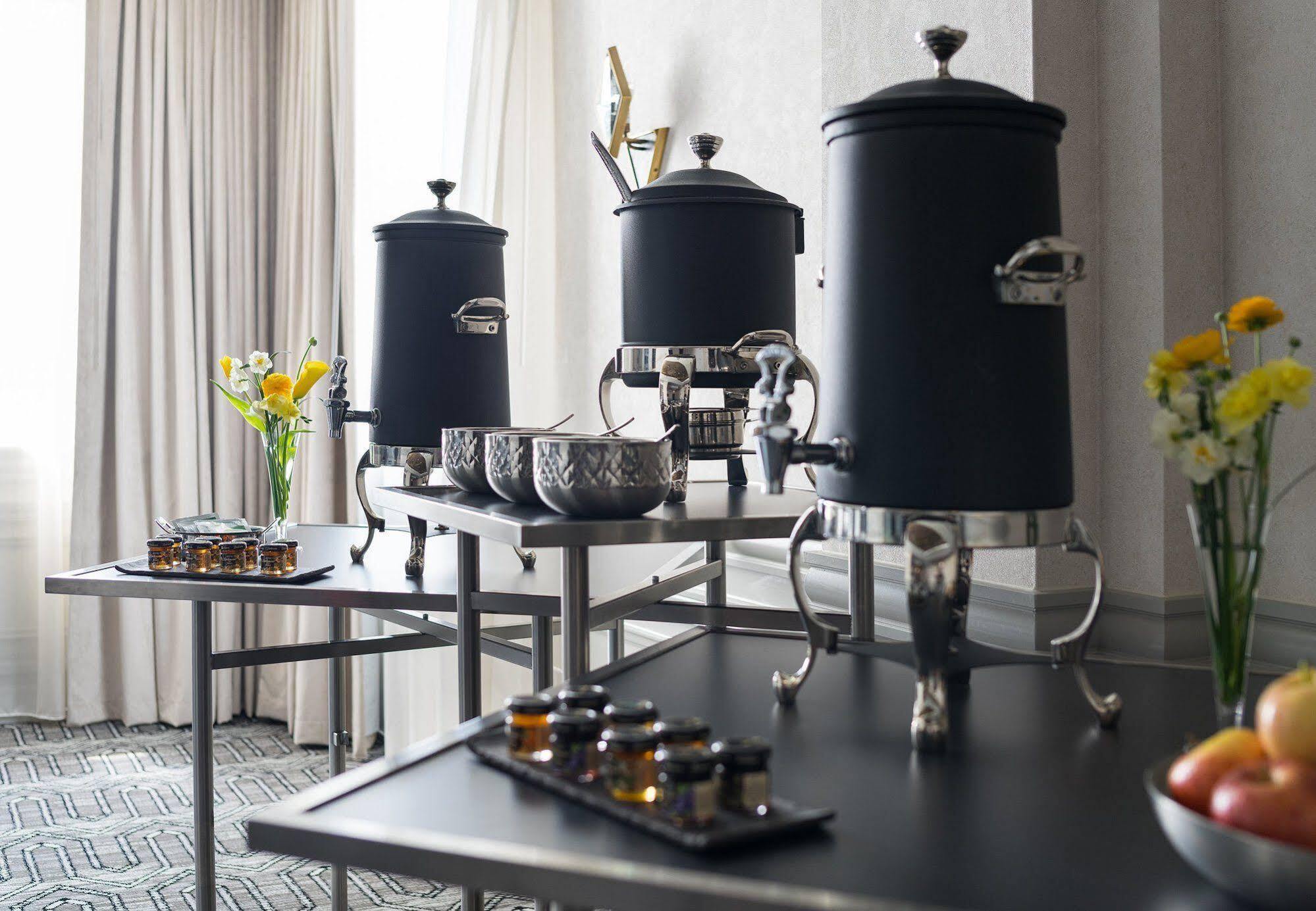 Hotel Leveque, Autograph Collection 4*