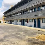 Motel 6-Columbus, Oh - Quarter Horse