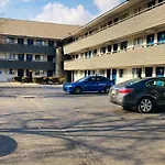 Motel 6-Columbus, Oh - Quarter Horse