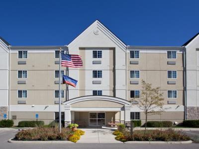 Candlewood Polaris By Ihg Hotel