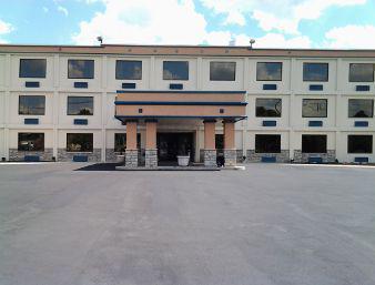 Days By Wyndham Airport Hotel 3*