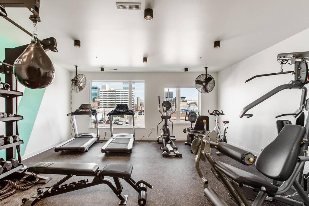 Brand New Gorgeous 1br I Gym + Free Park Apartment