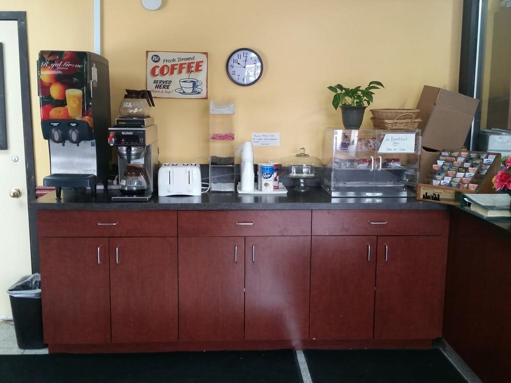 German Village Motel 2*