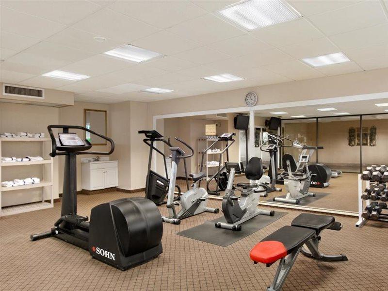 Days By Wyndham Airport Hotel Columbus
