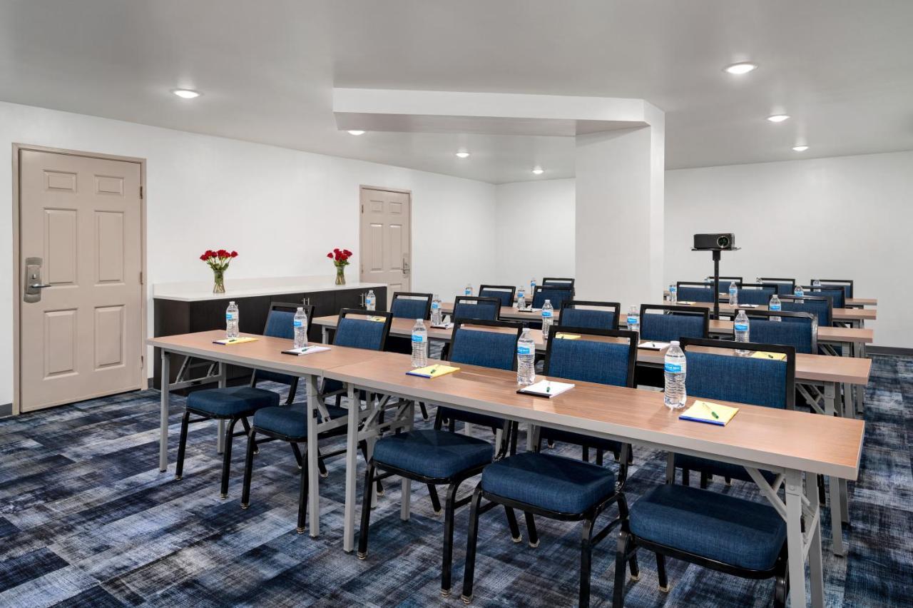 Hotel La Quinta By Wyndham Airport Area Columbus