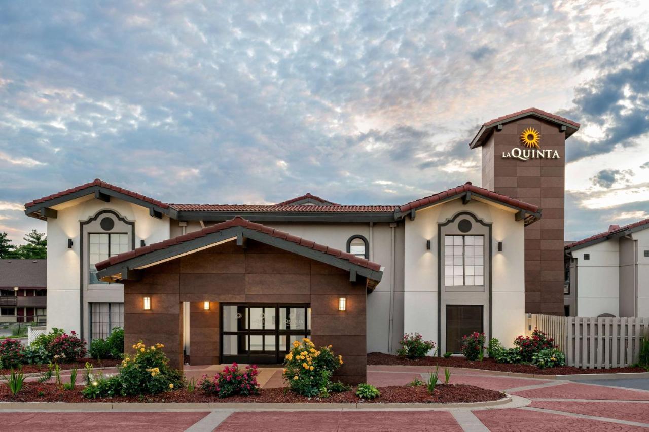 Hotel La Quinta By Wyndham Airport Area