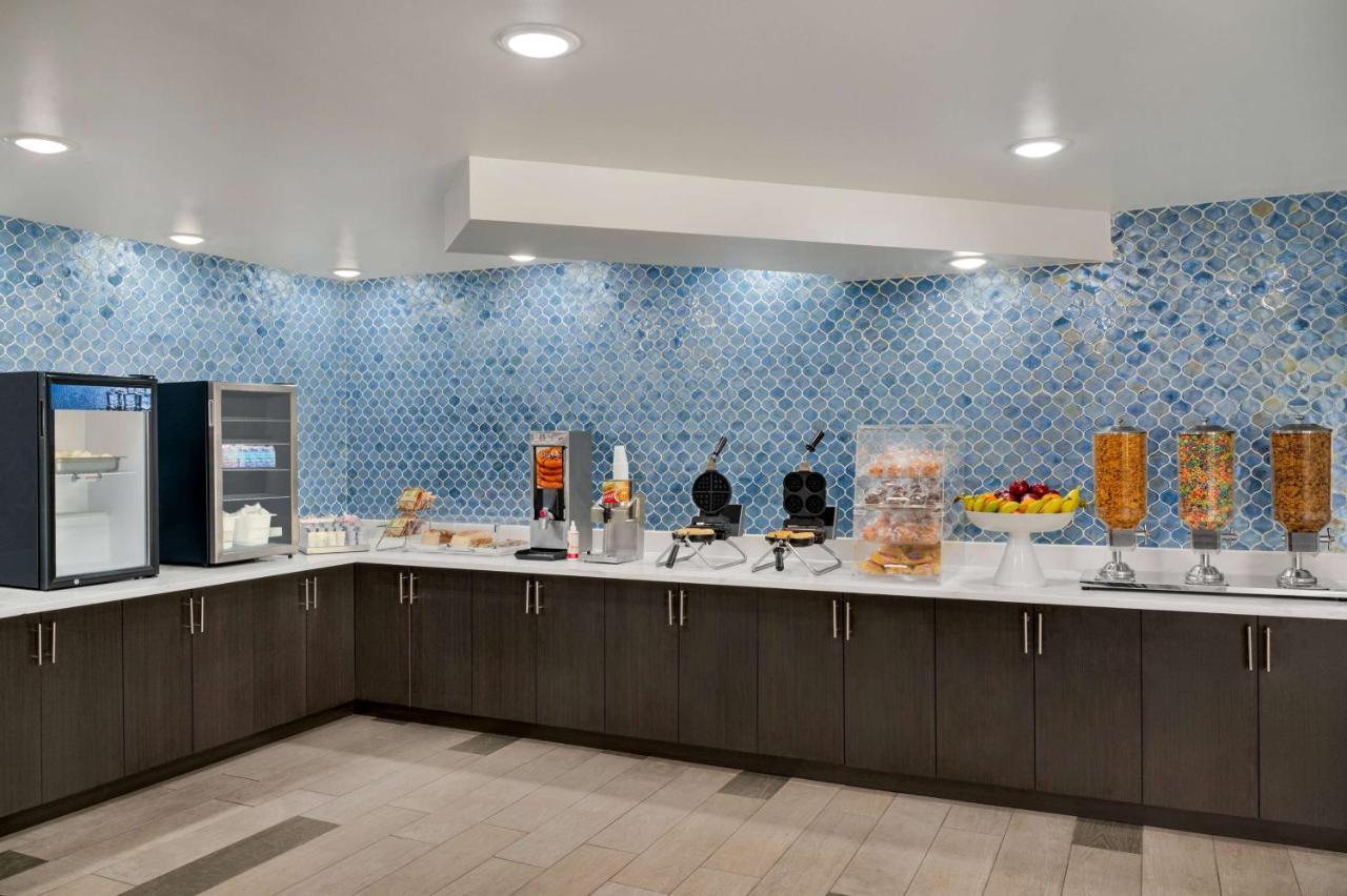Hotel La Quinta By Wyndham Airport Area