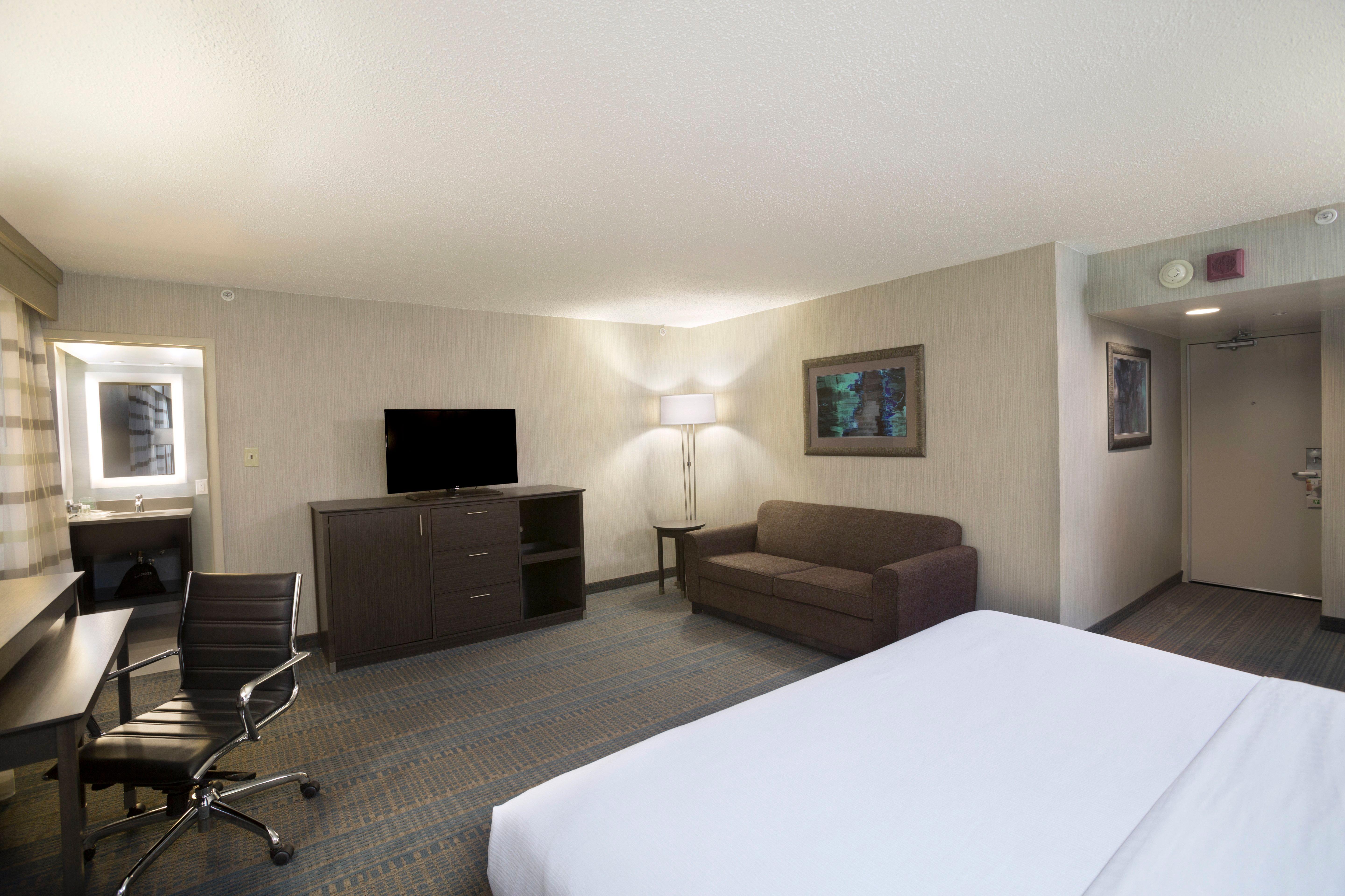Dwtn-capitol Square By Ihg Hotel