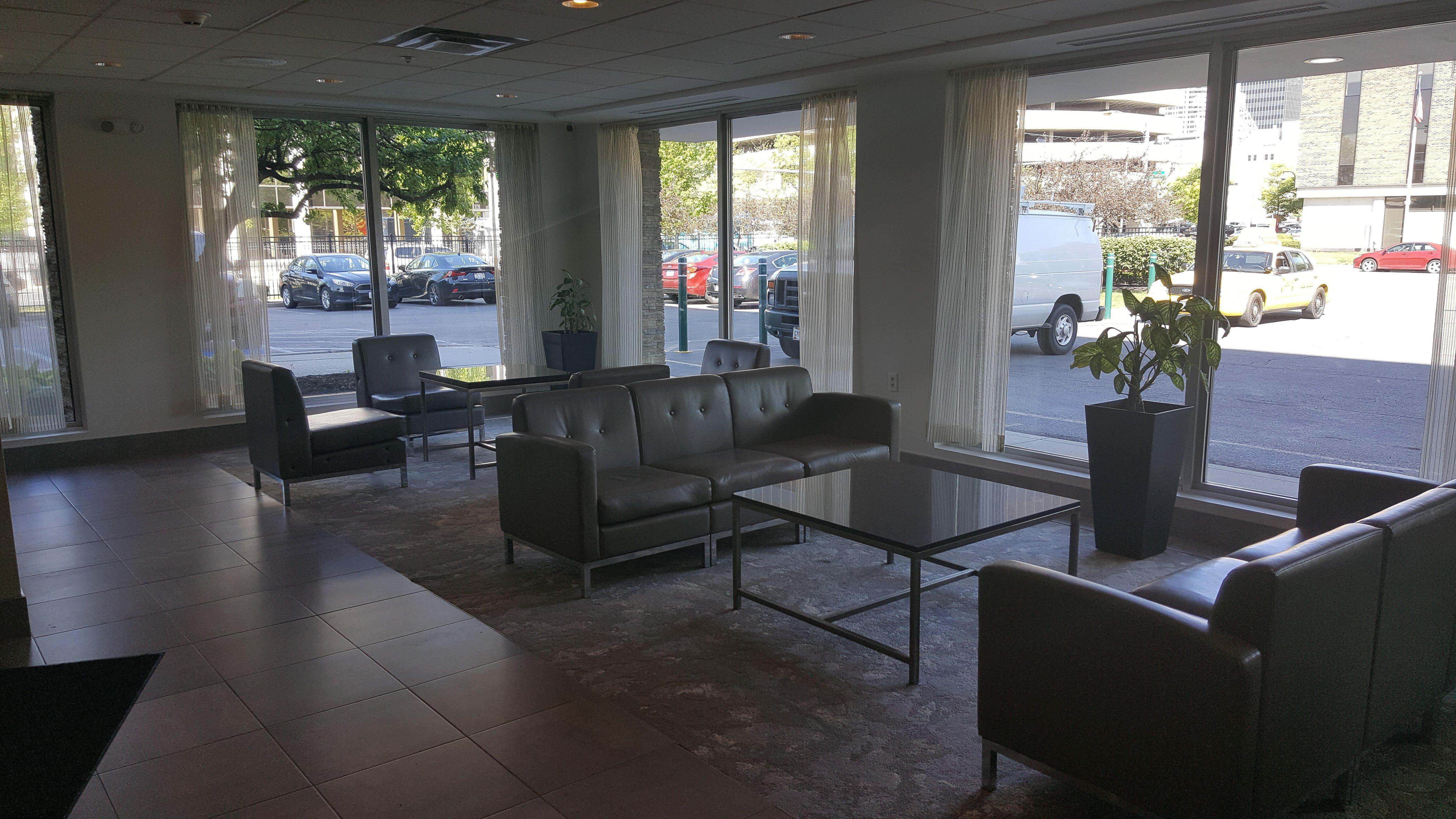 Dwtn-capitol Square By Ihg Hotel