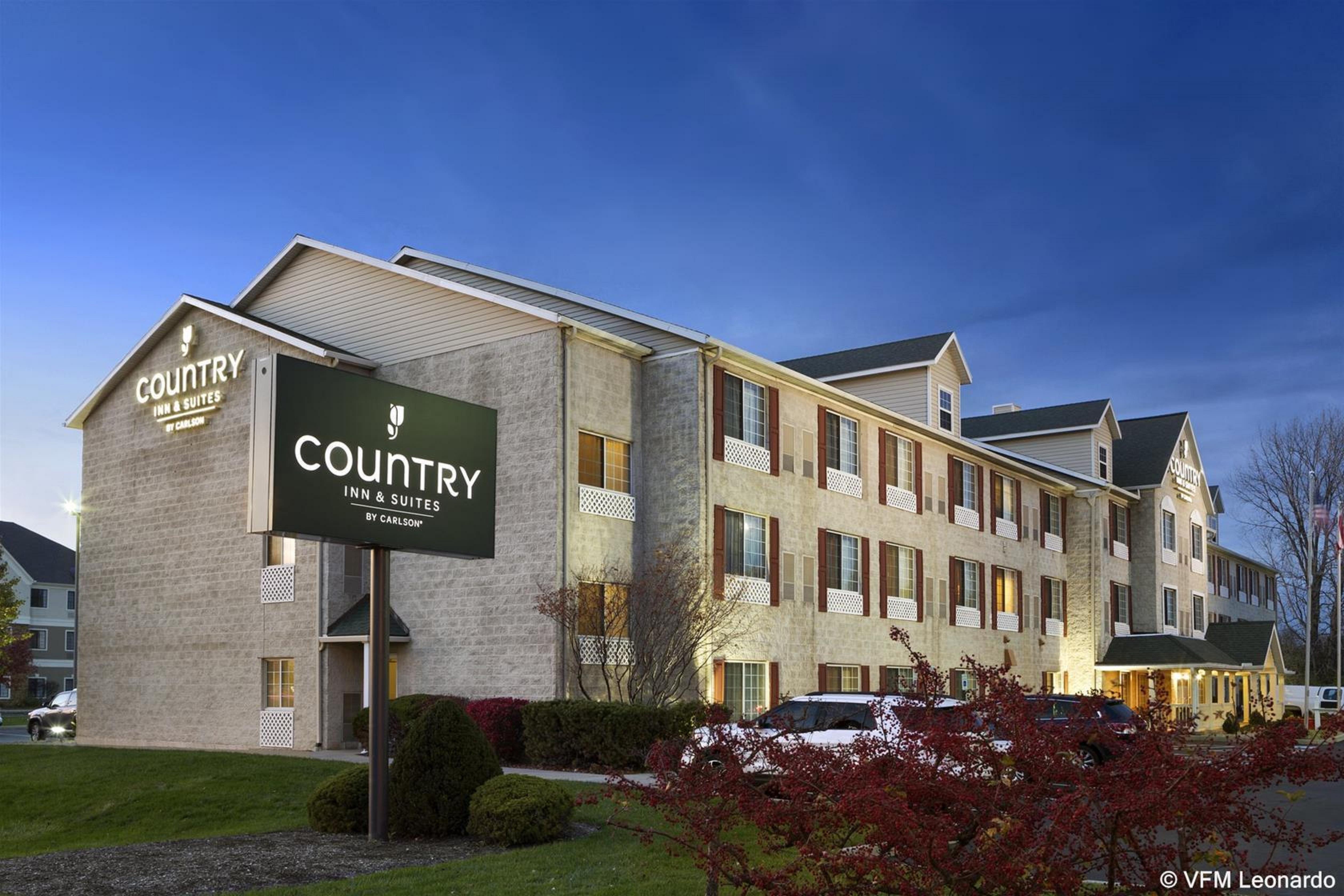 Country & By Radisson, Airport, Oh 3*