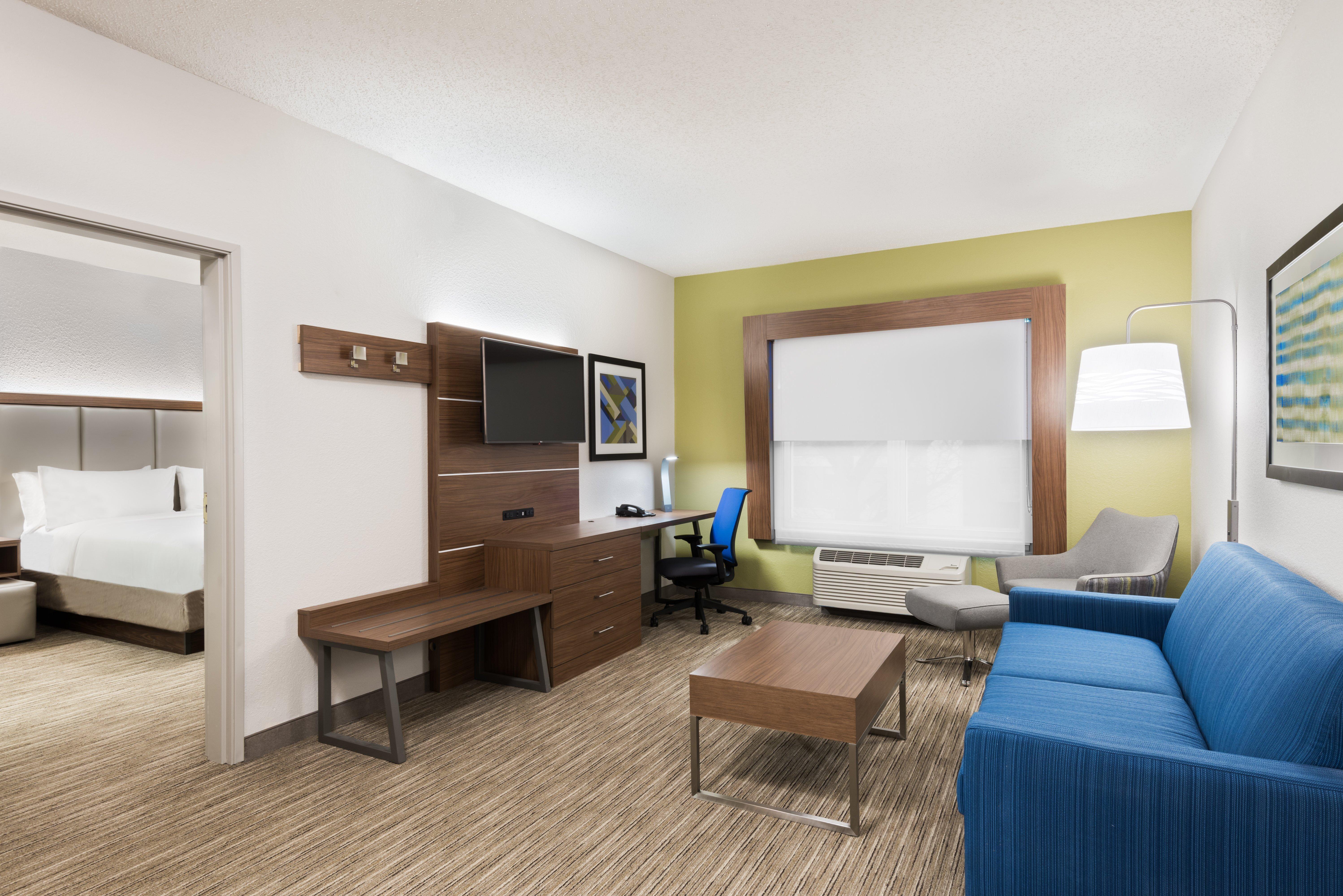 Express & - Airport East By Ihg Hotel 3*