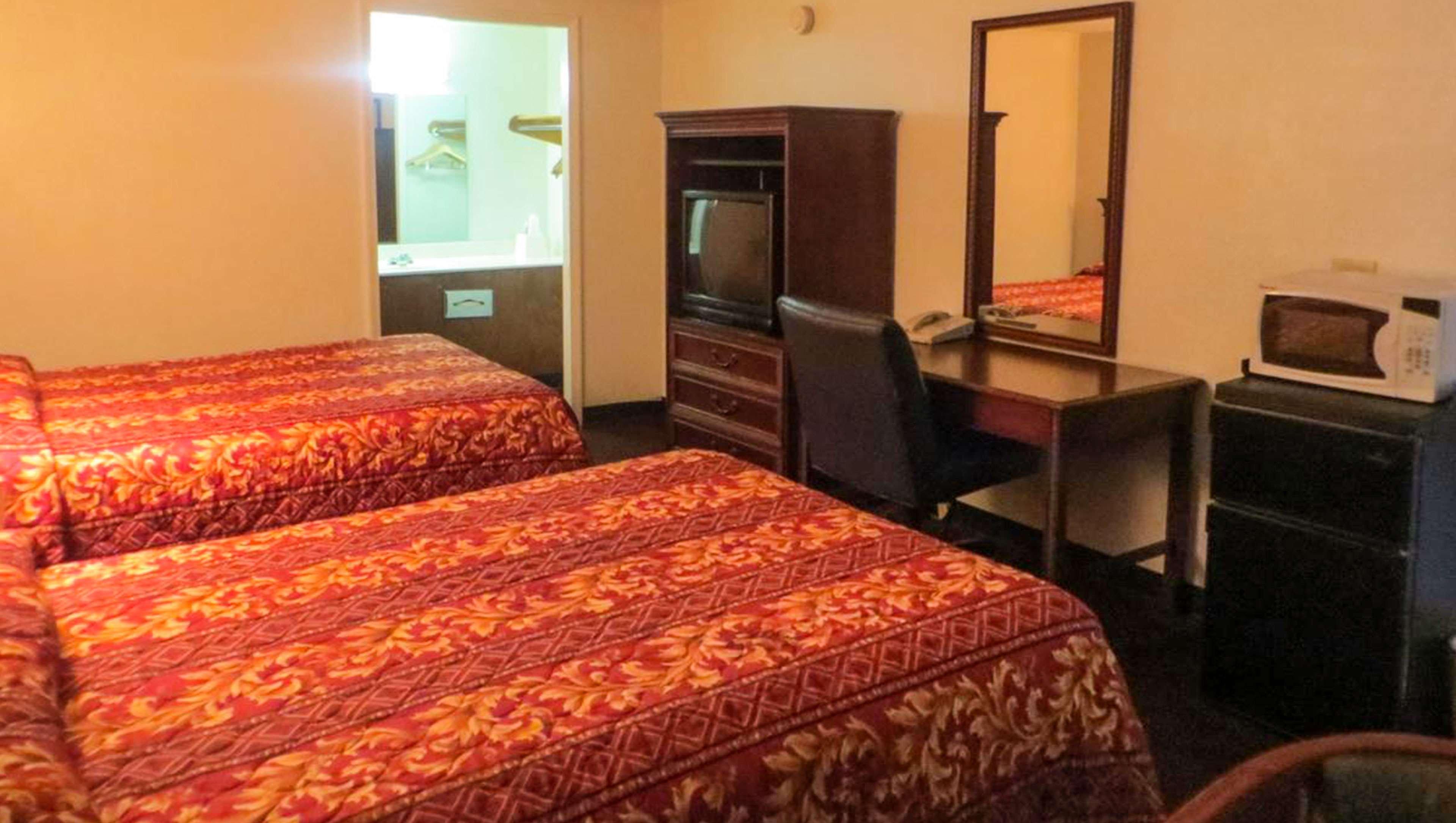 M Star North Motel