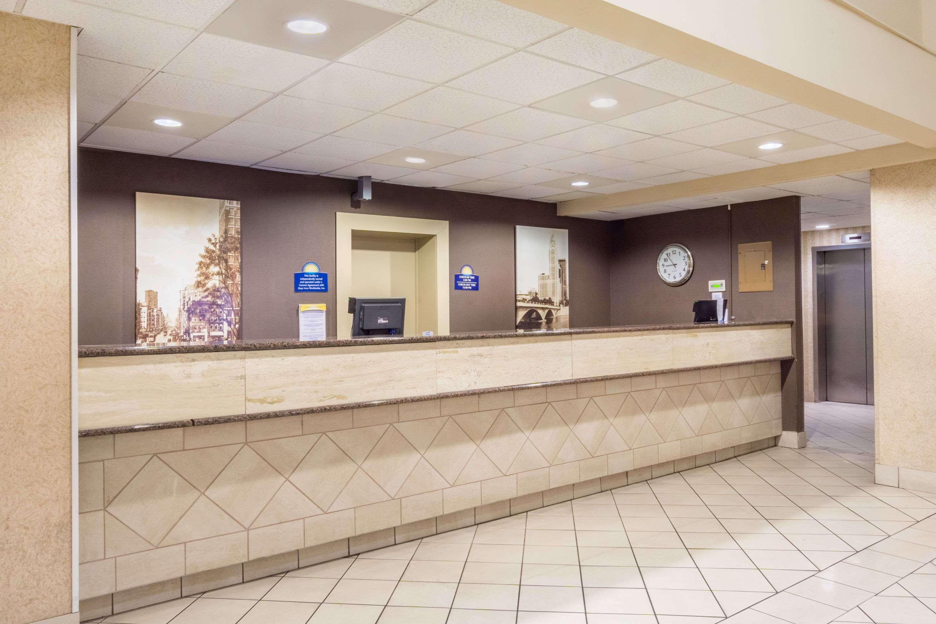 Days By Wyndham Airport Columbus