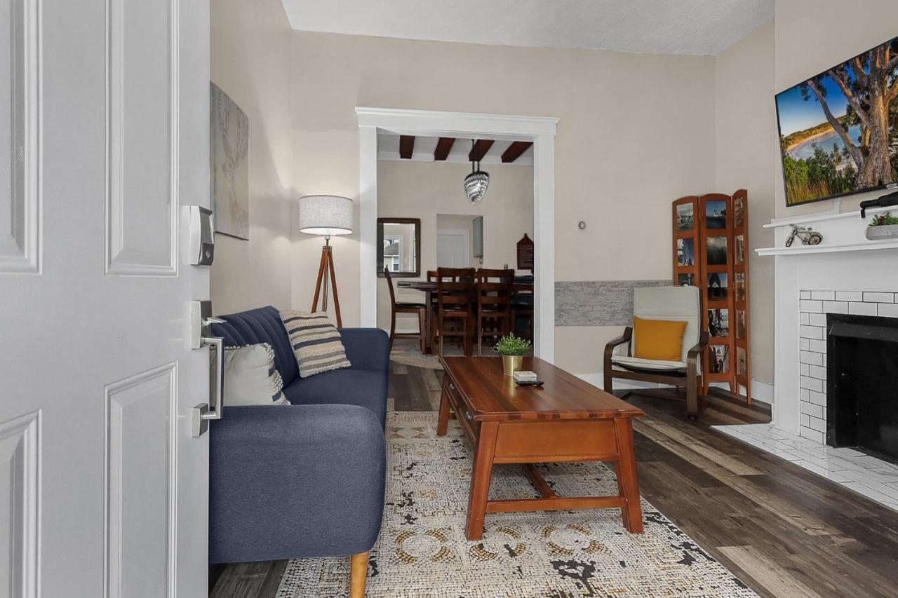 Modern 2br Near Dt, 8min Walk To Park&conservatory Casa de férias *