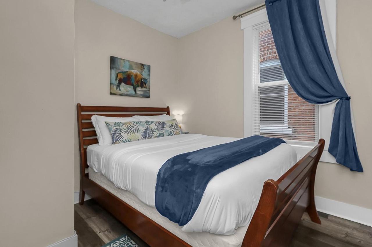 Casa de férias Modern 2br Near Dt, 8min Walk To Park&conservatory Columbus