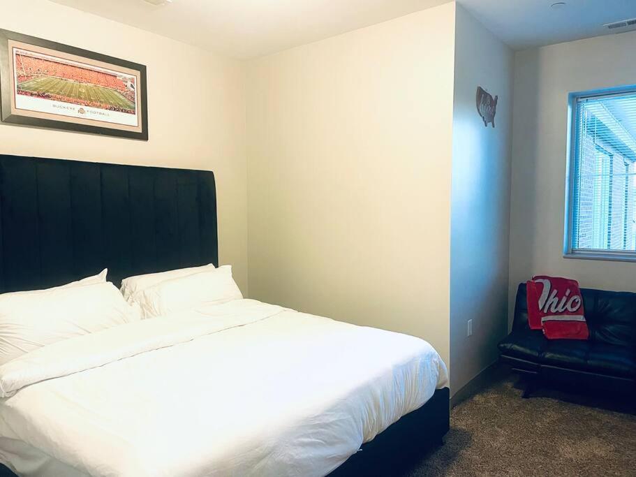 Apartment King Size With Osu Theme!