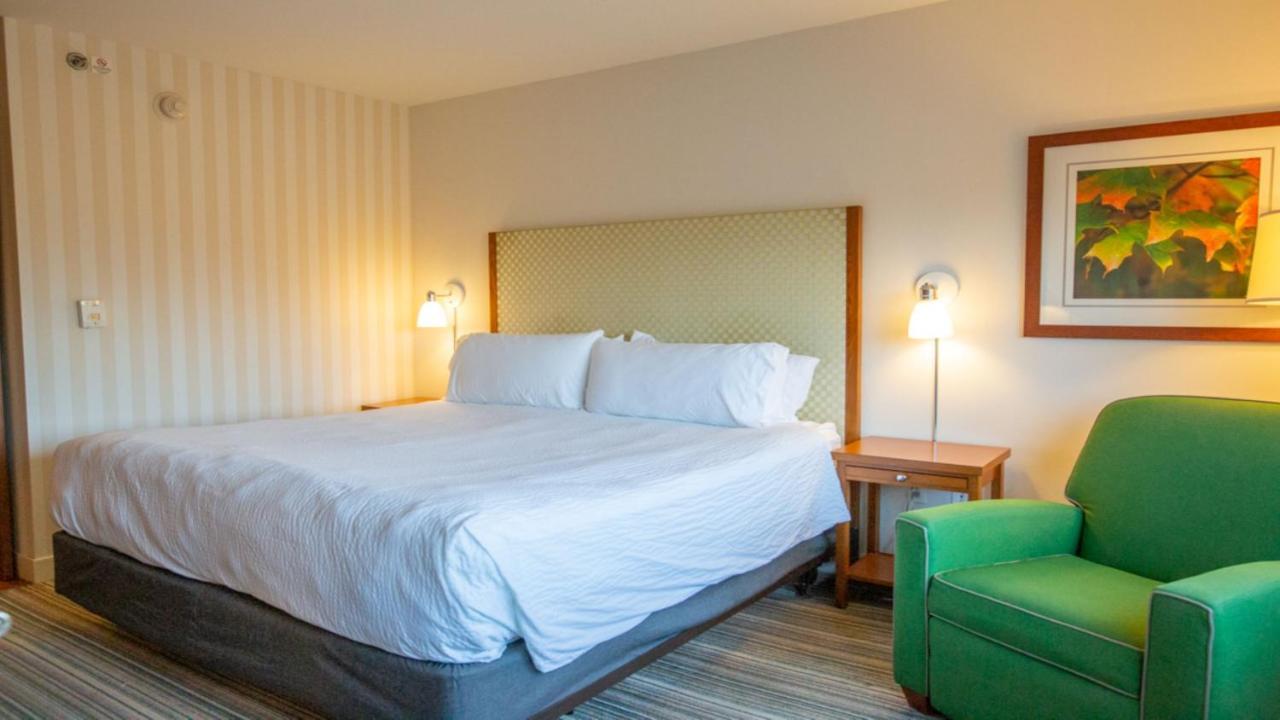 Hotel Express Airport Easton