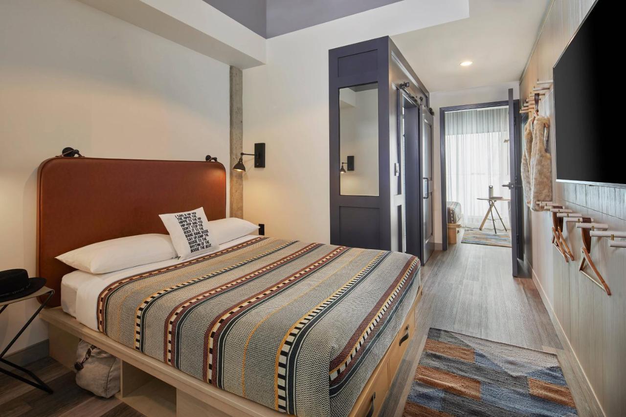 Moxy Short North Hotel