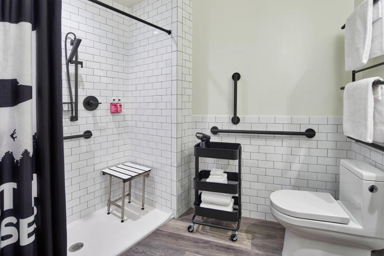 Moxy Short North Hotel 3*