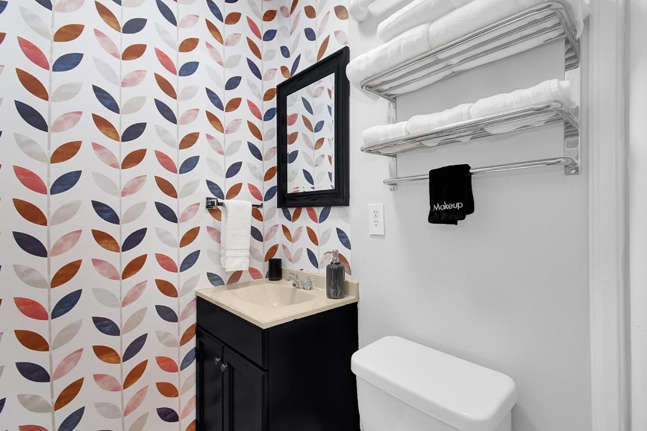 Modern European 1br Near Dt-historic St Columbus