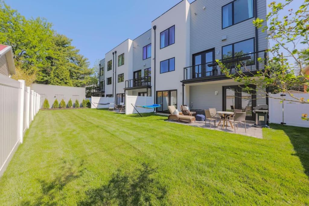 Luxury Getaway At The Village Columbus