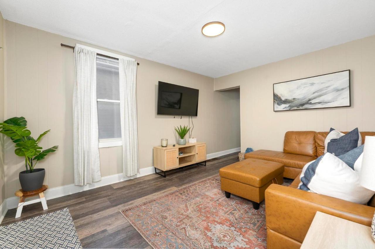 Holiday home Newly Renovated 3 Bedroom Near High St