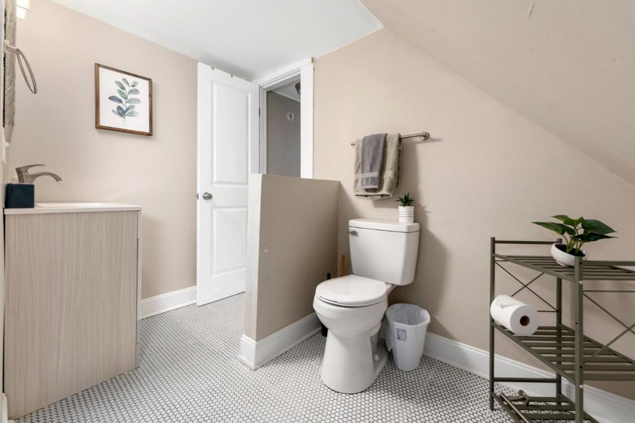 Newly Renovated 3 Bedroom Near High St Columbus