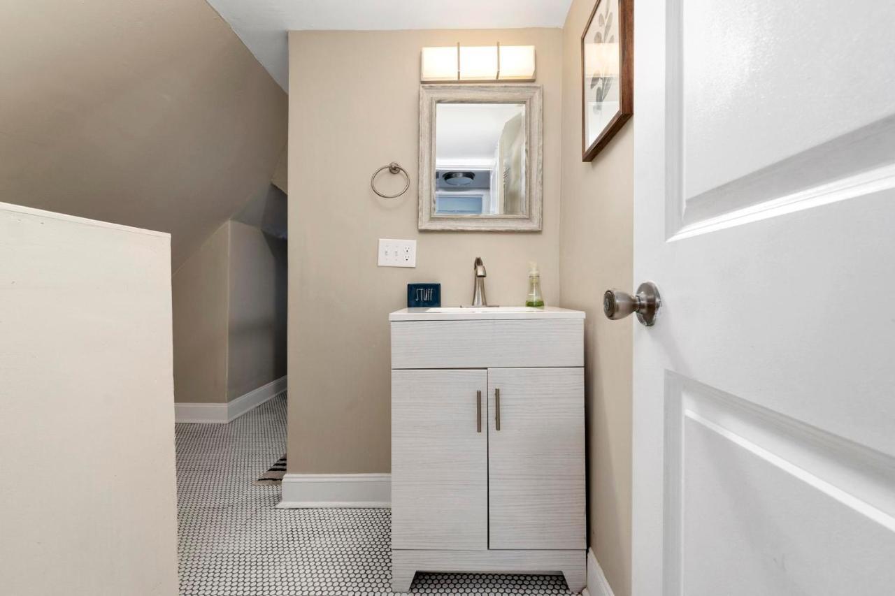 Newly Renovated 3 Bedroom Near High St * Columbus
