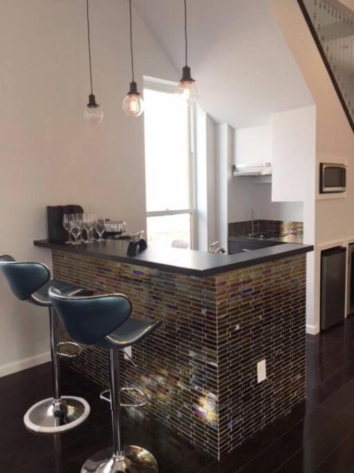 Luxury Three Story In Short North