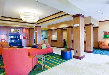 Hotel Fairfield And Polaris