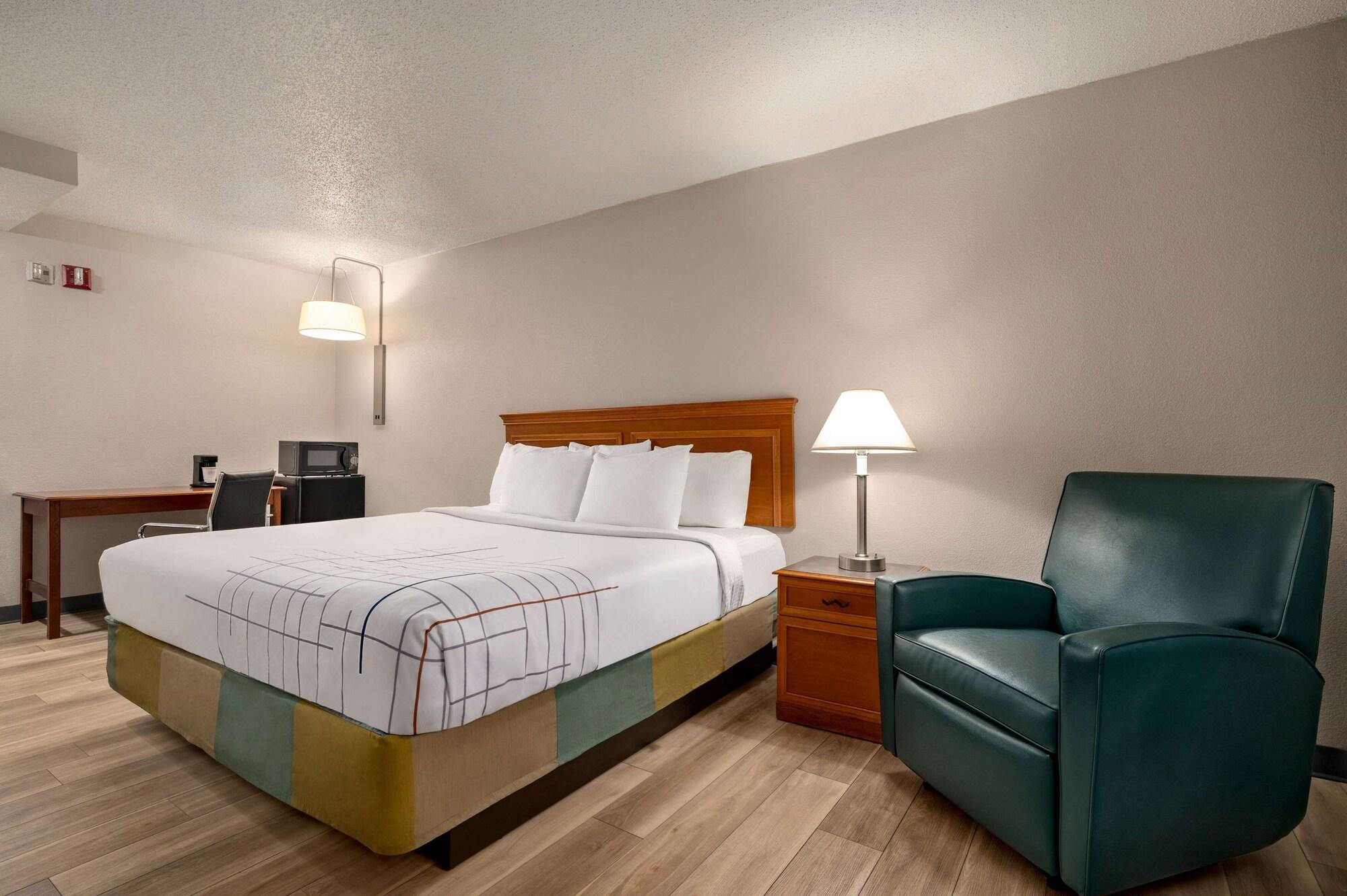 La Quinta By Wyndham Airport Area