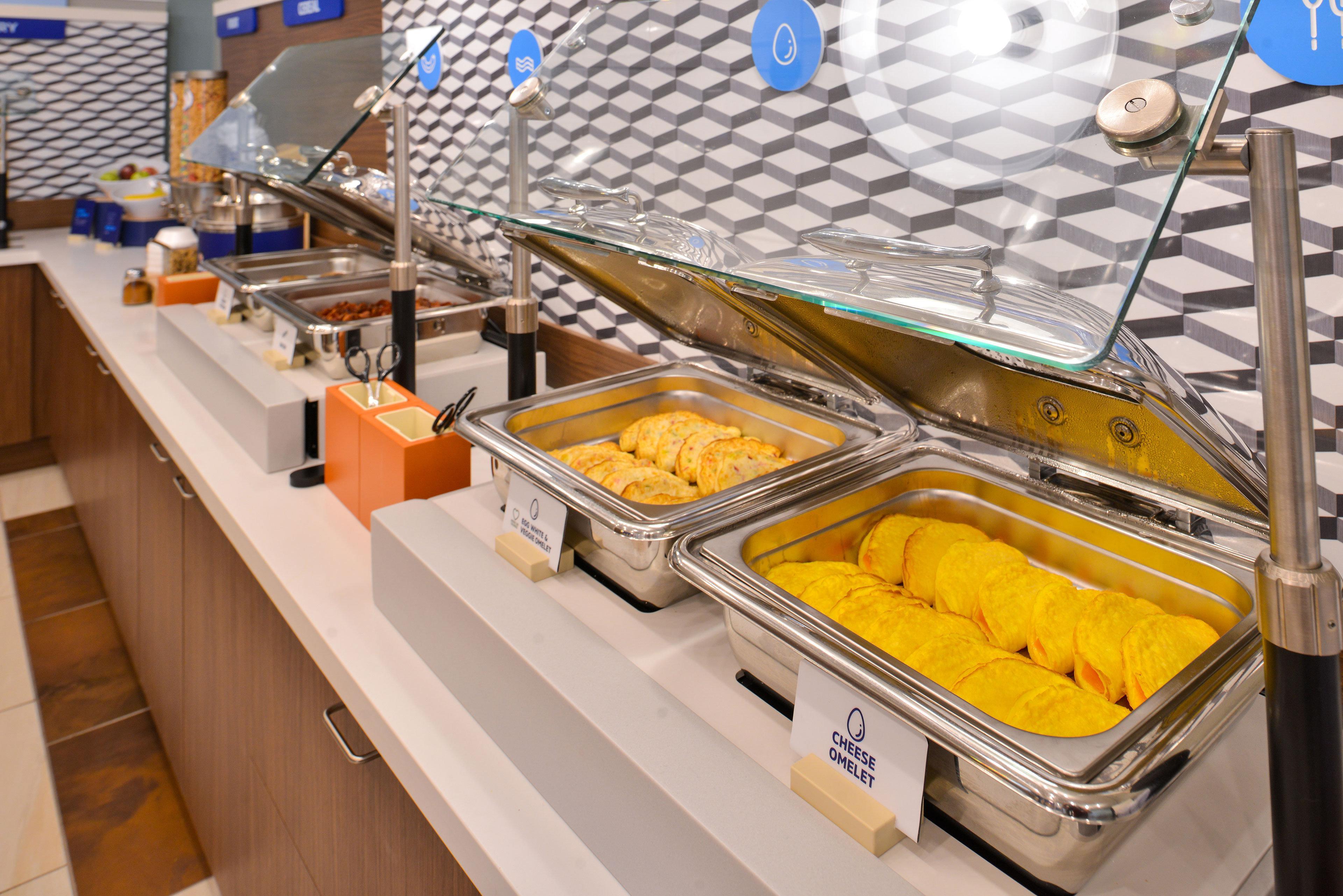 Express & - - Worthington By Ihg 3*