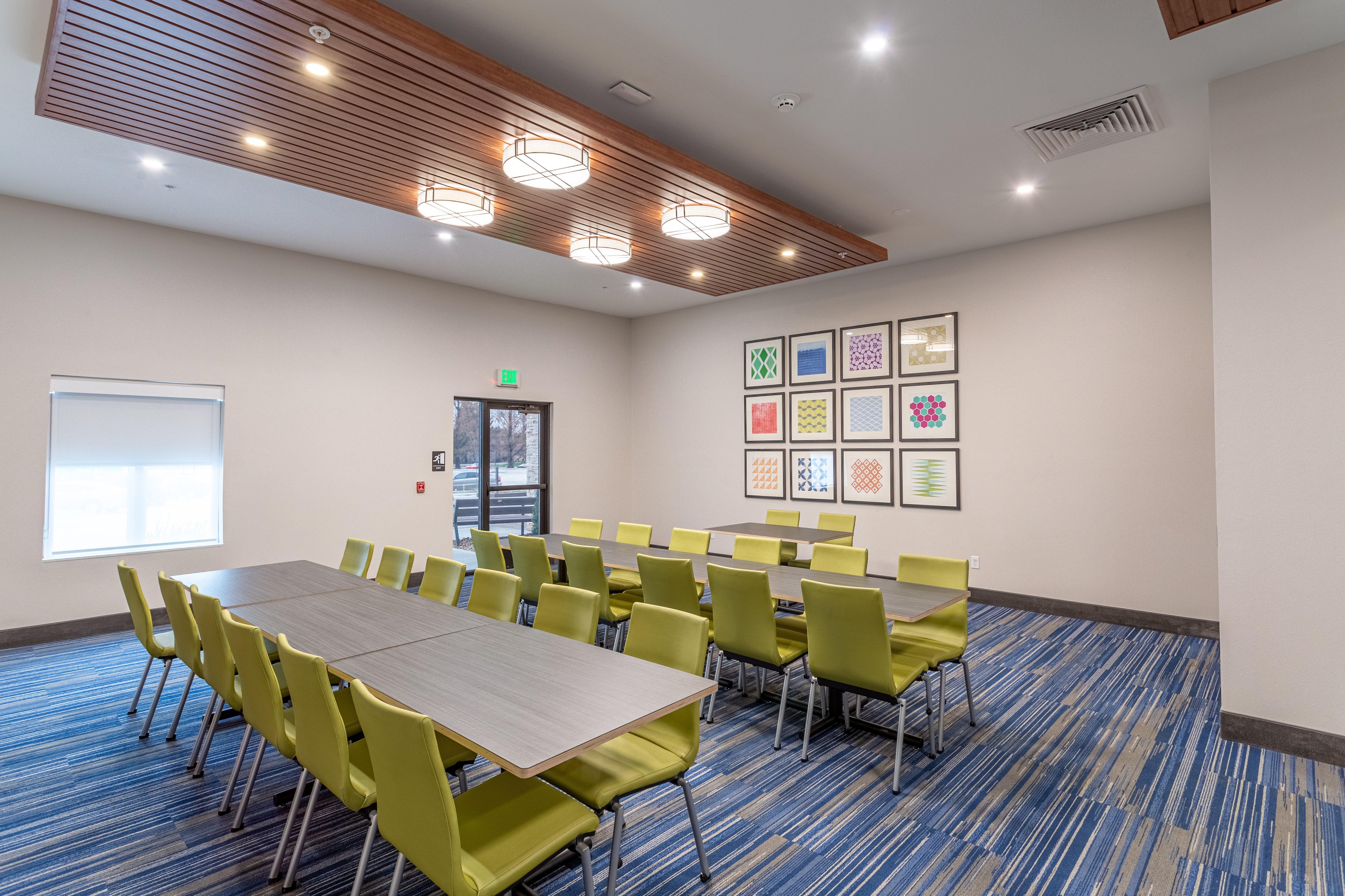 Express & - - Worthington By Ihg 3* Columbus