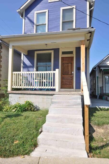 Housepitality - The Game House - 2 Br Holiday home Columbus