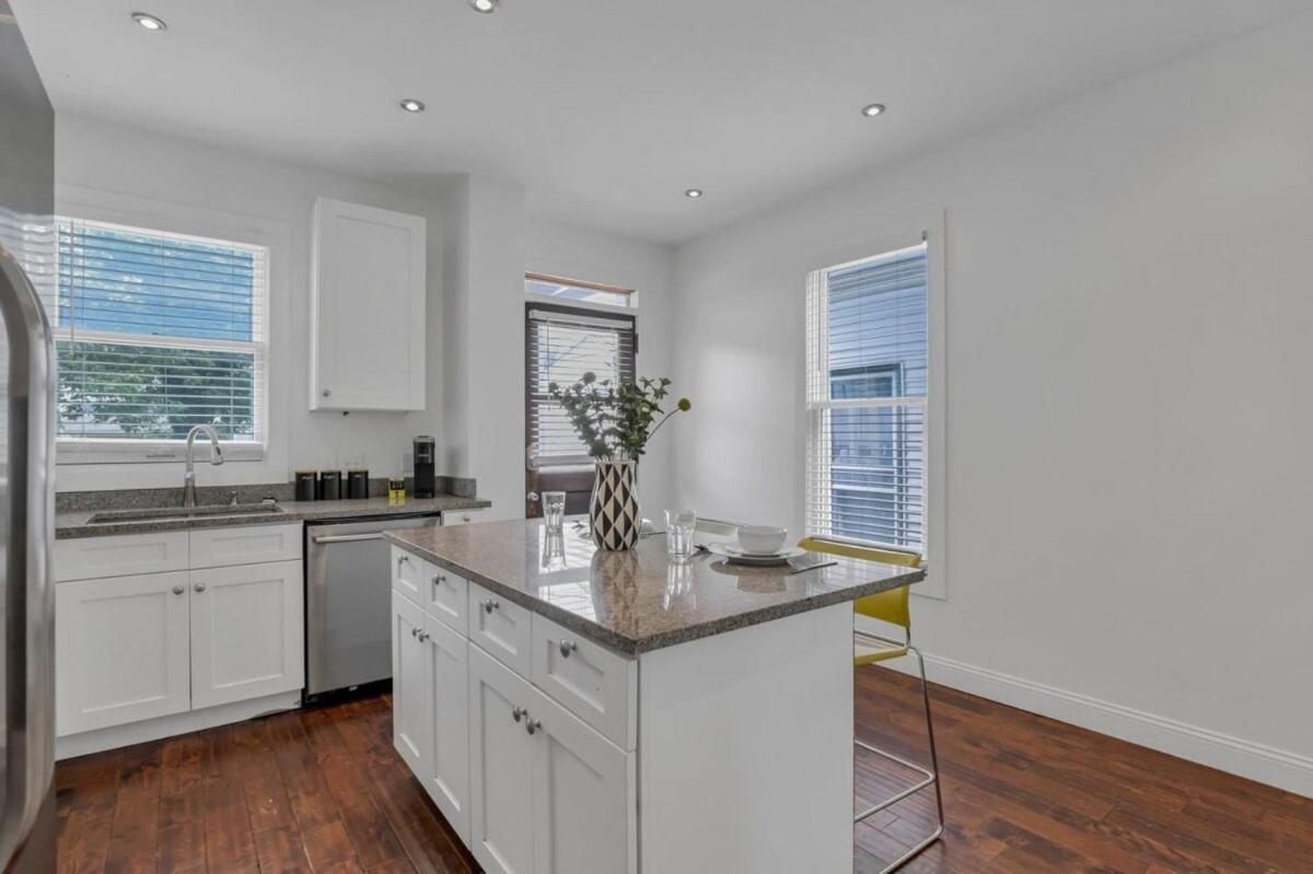 Housepitality - The Game House - 2 Br *
